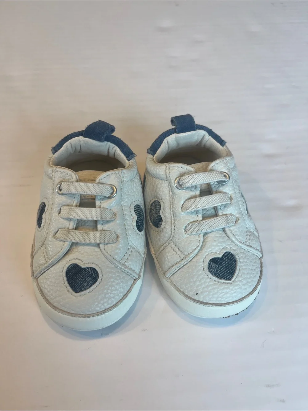 Kurt Geiger White Baby Sneakers with Navy Heart Accents